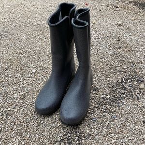 Rain boots